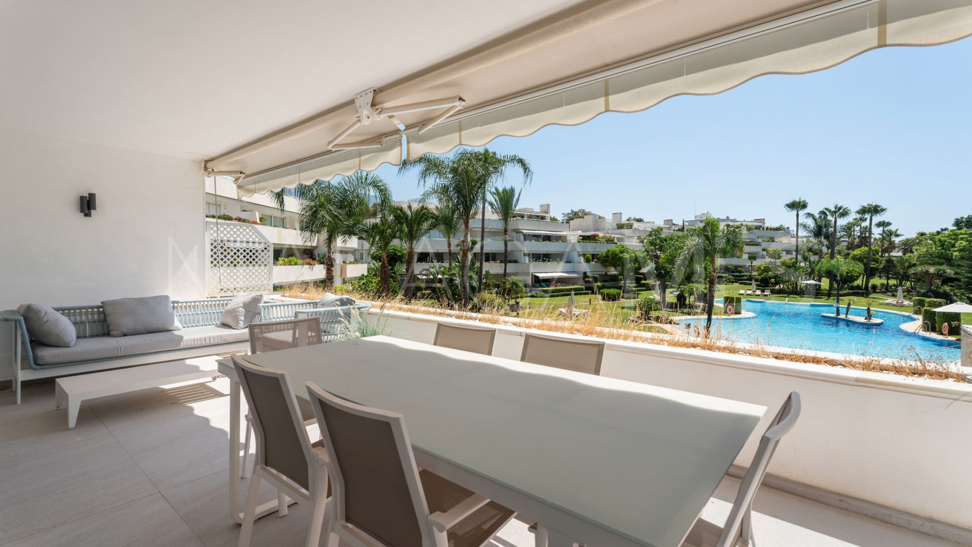 Nueva Andalucia apartment for sale