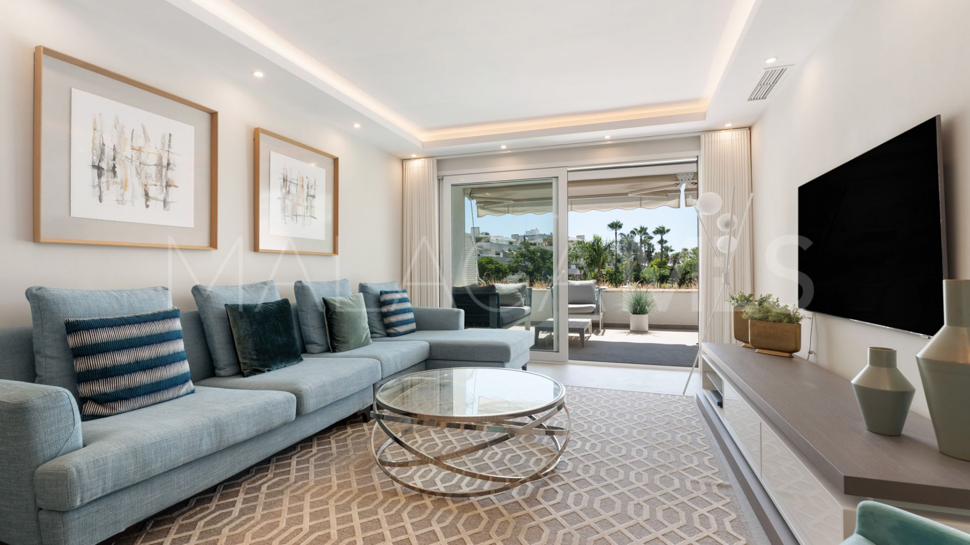 Nueva Andalucia apartment for sale