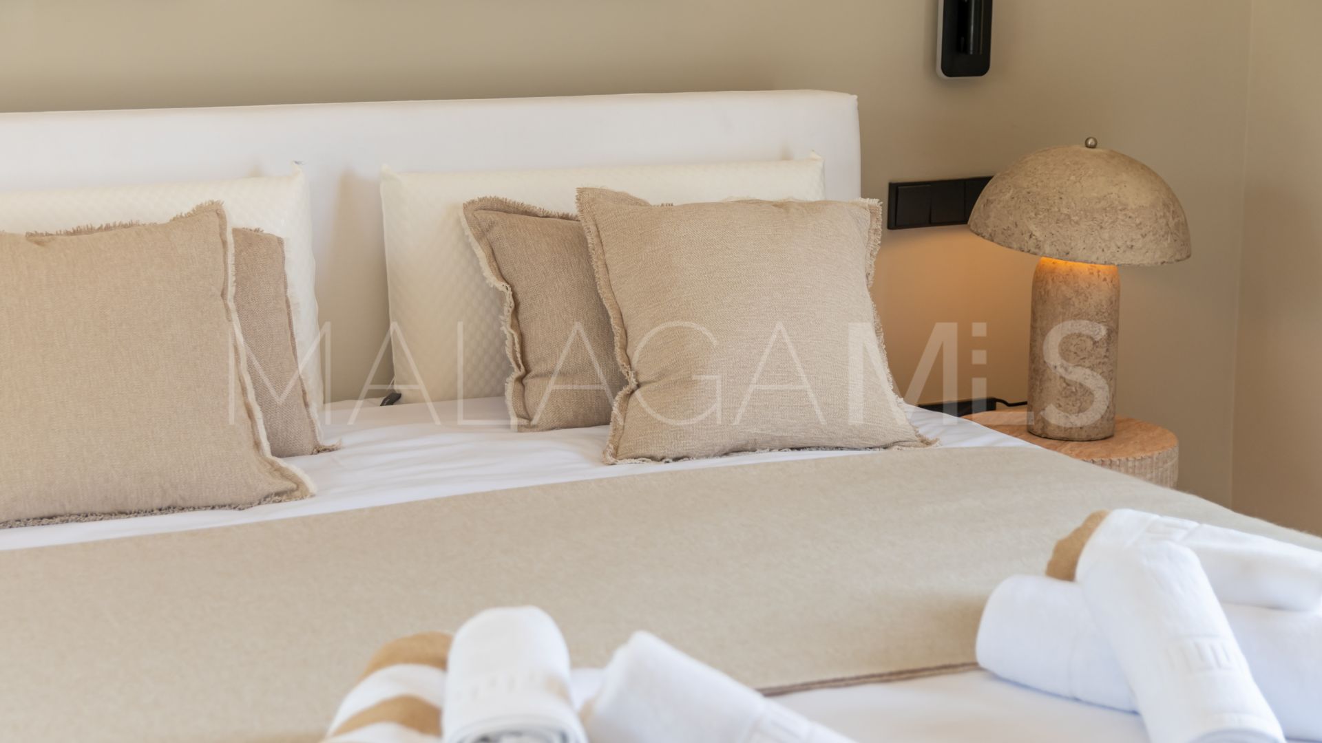 Villa a la venta de 5 bedrooms in Atalaya Golf