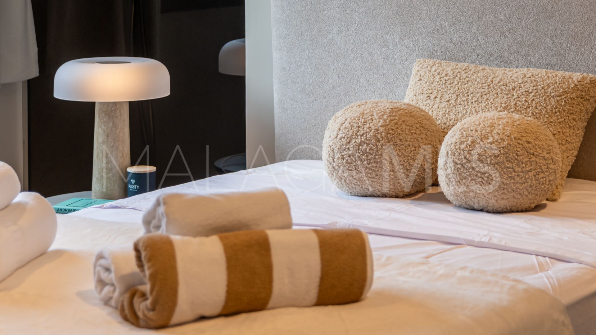 Villa a la venta de 5 bedrooms in Atalaya Golf