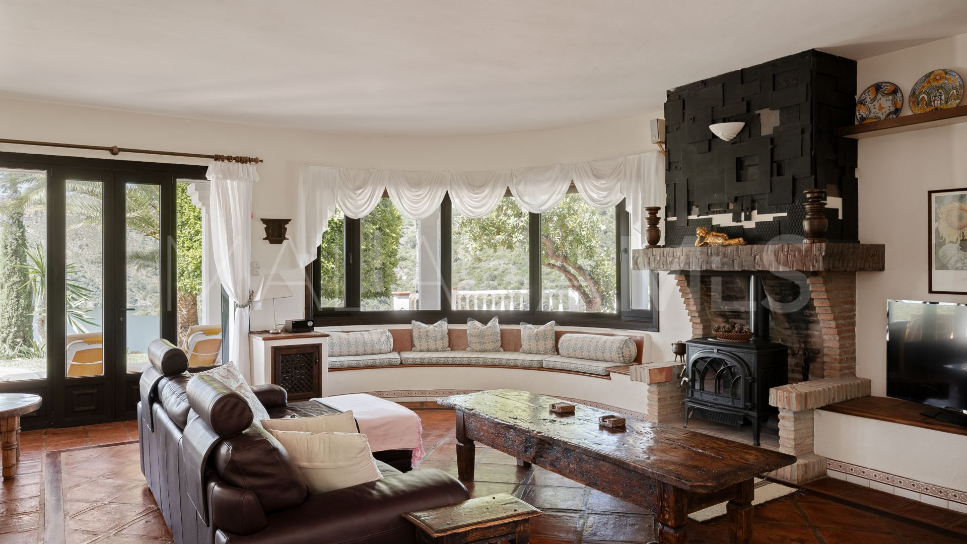 Finca for sale in Istan