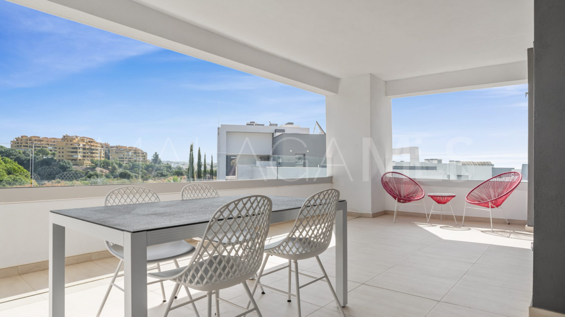 Appartement terrasse for sale in Selwo