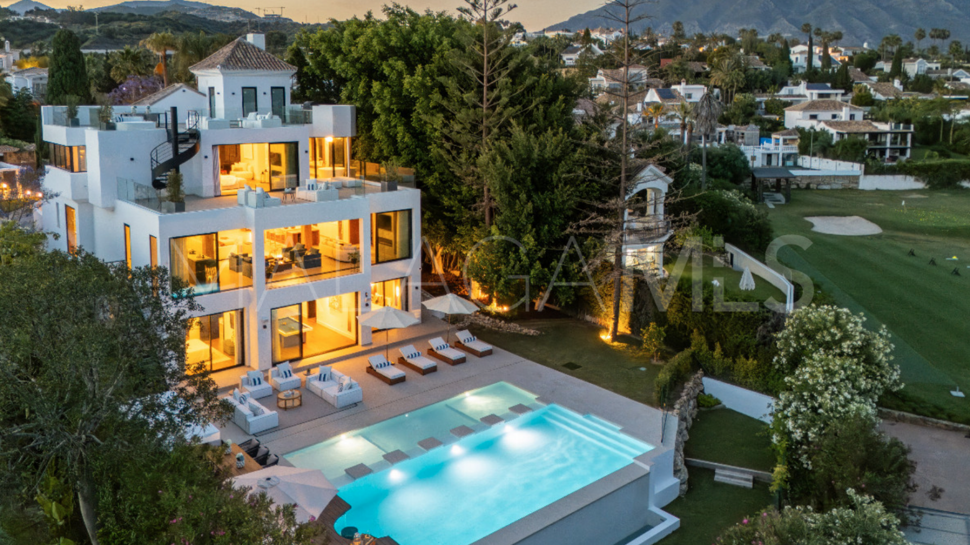 Villa for sale in Los Naranjos