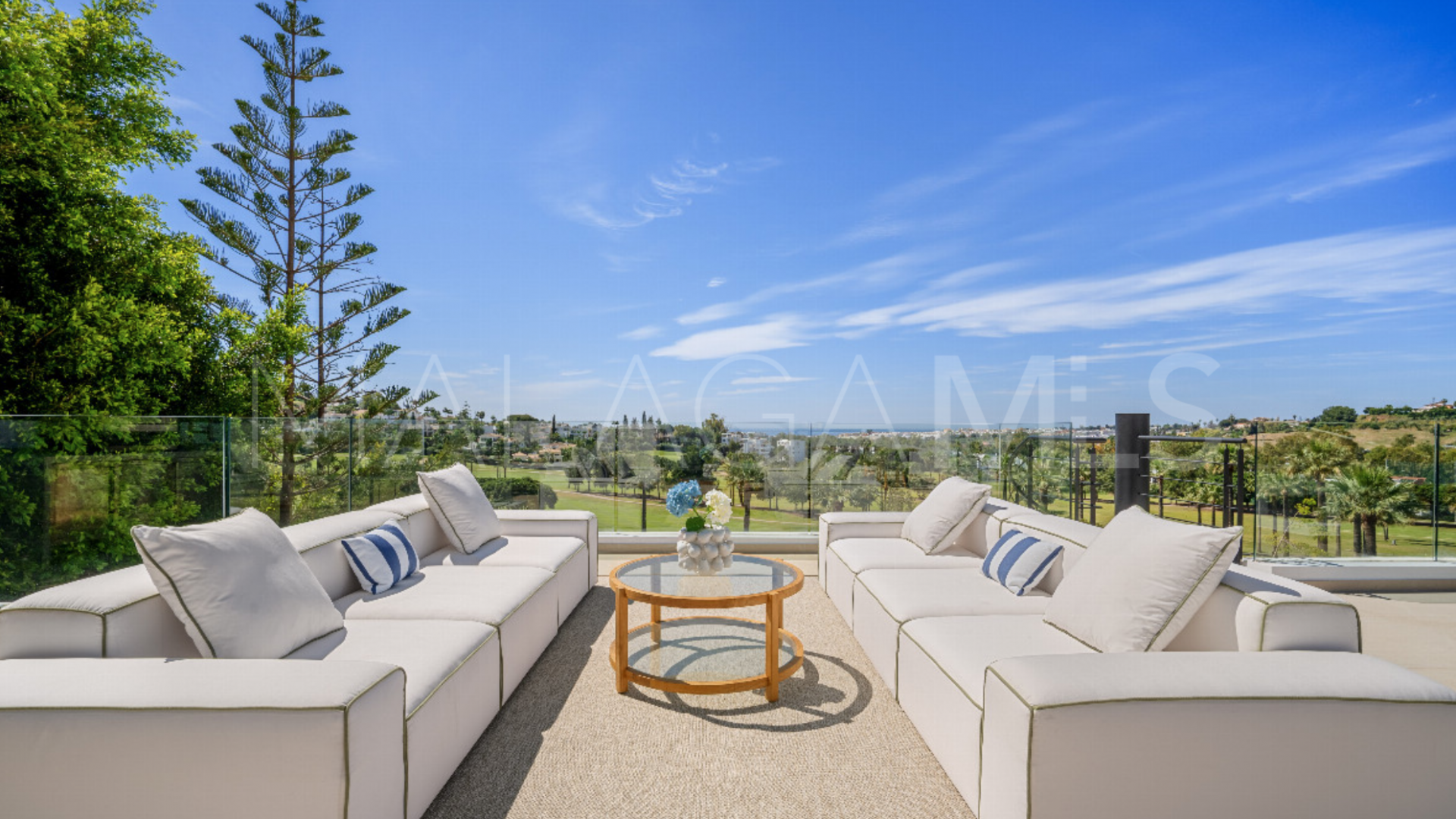 Villa for sale in Los Naranjos