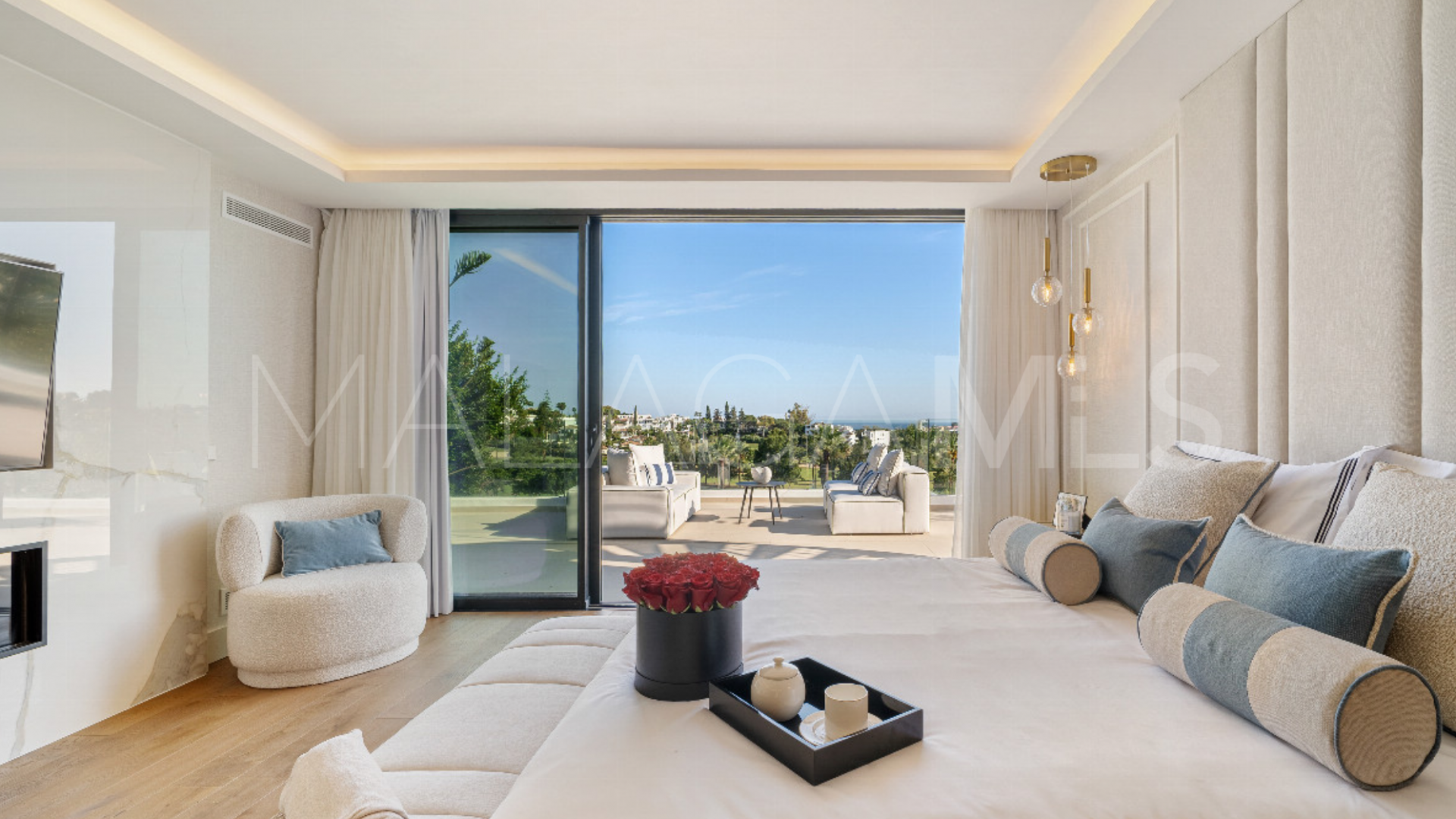 Villa for sale in Los Naranjos