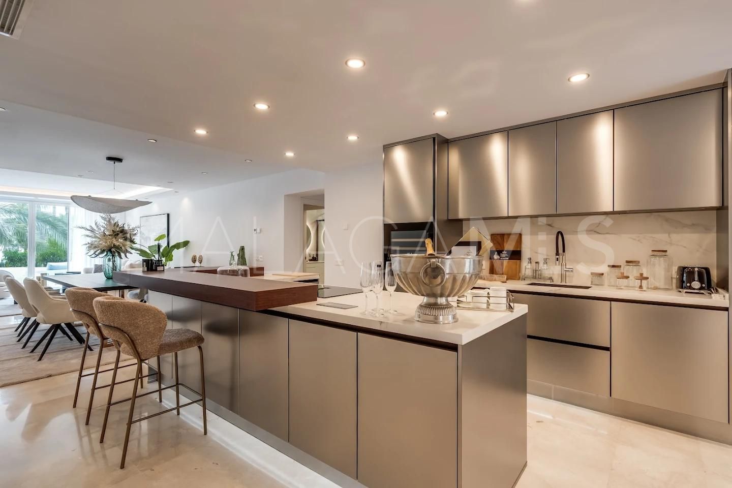 Zweistöckiges penthouse for sale in Marbella - Puerto Banus