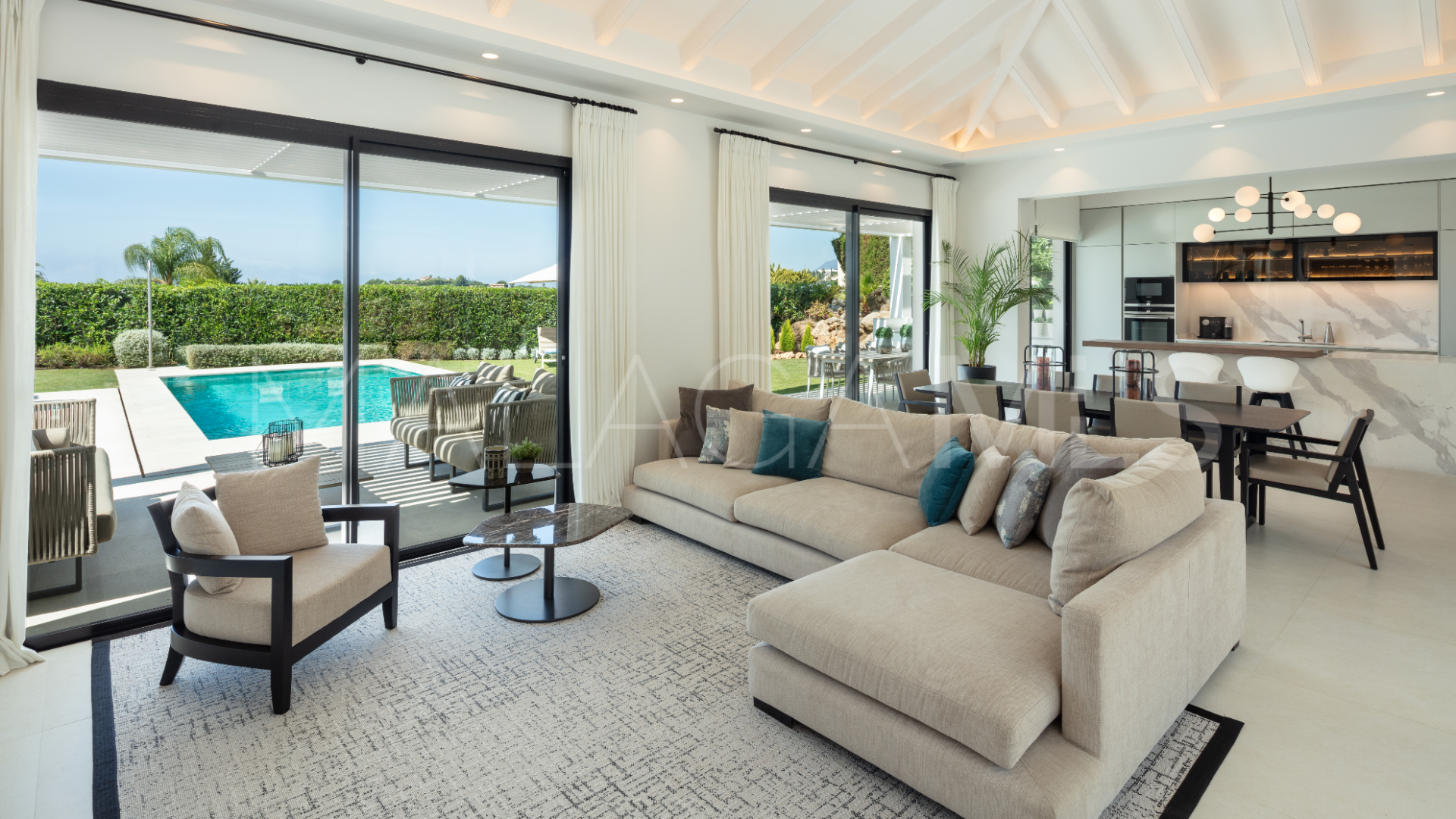 4 bedrooms villa for sale in Los Naranjos Golf