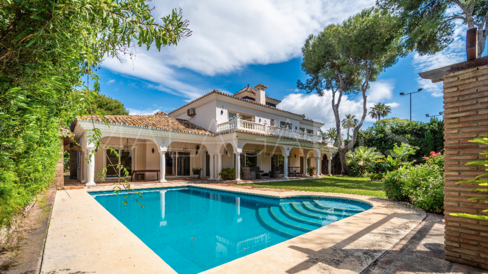 Villa for sale in Paraiso Barronal de 5 bedrooms