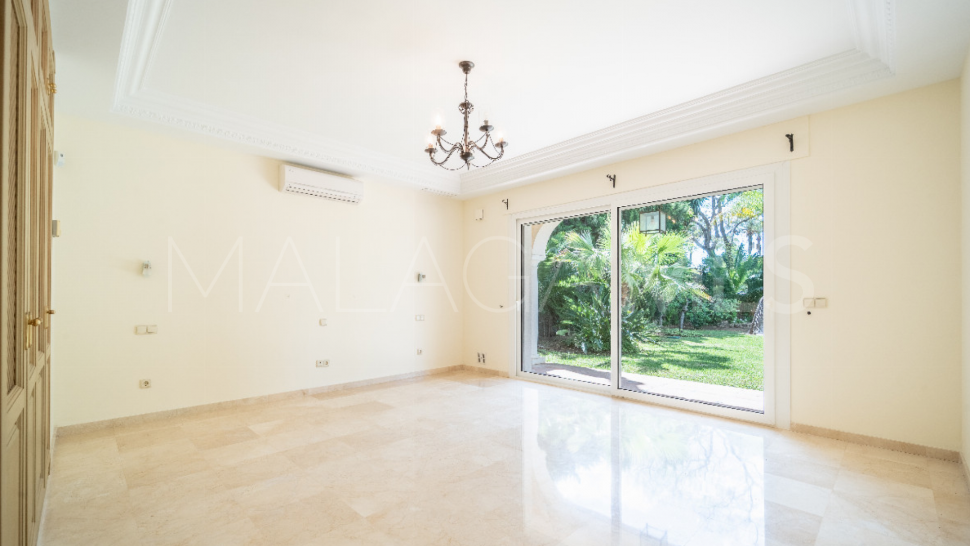 Villa for sale in Paraiso Barronal de 5 bedrooms