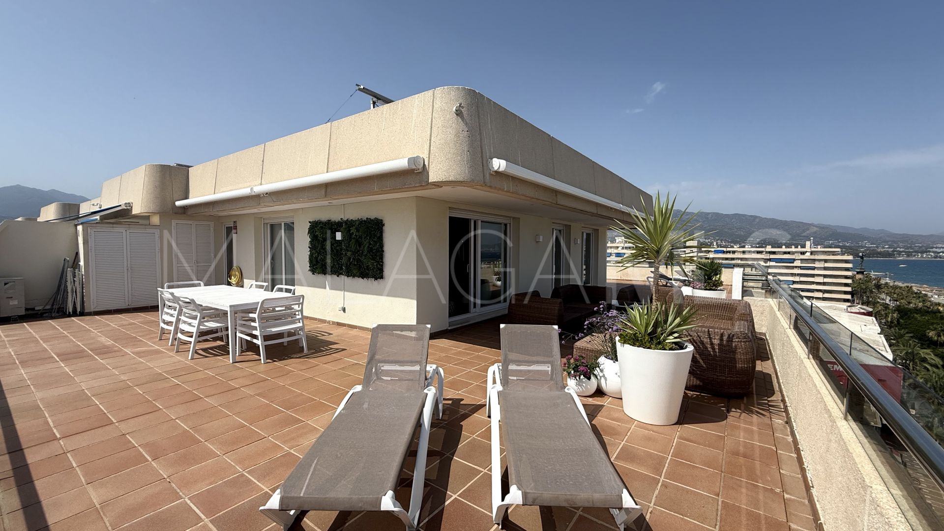 3 bedrooms Marina Banus penthouse for sale