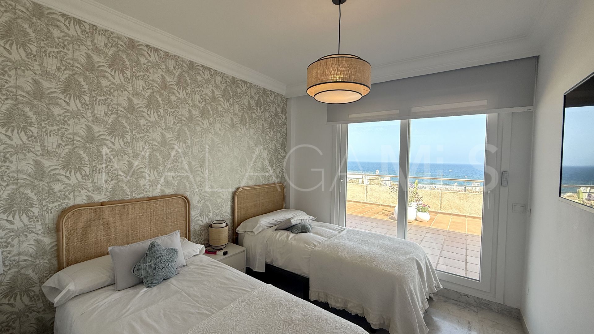 3 bedrooms Marina Banus penthouse for sale