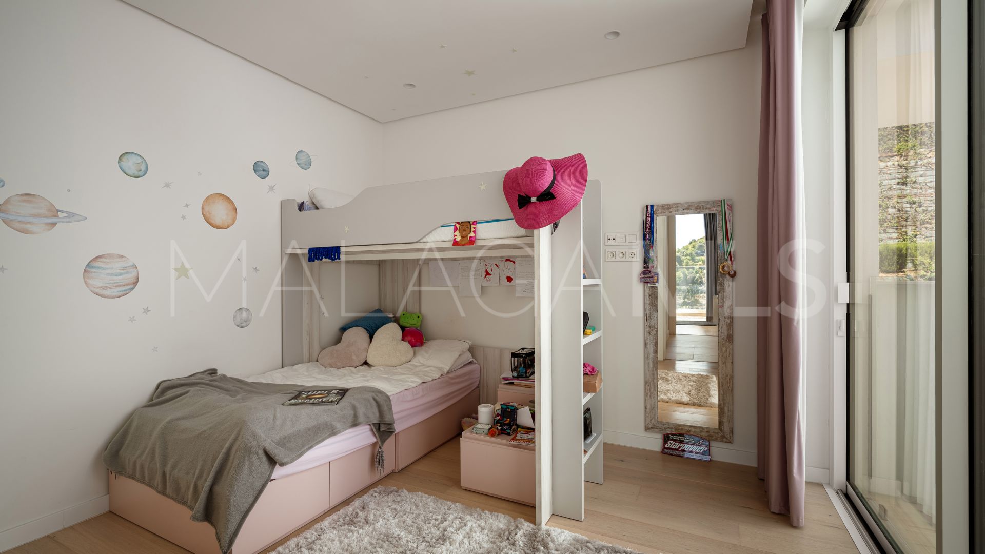 For sale 3 bedrooms penthouse in Palo Alto