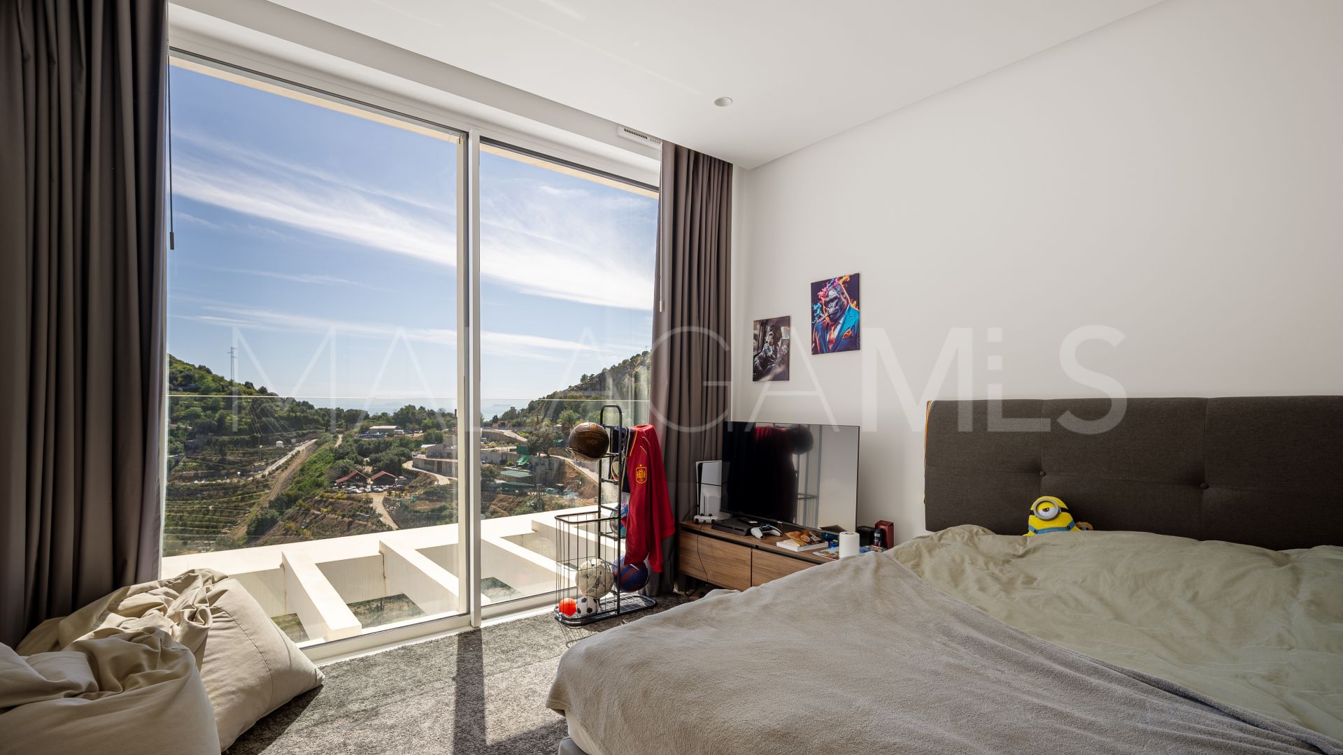 For sale 3 bedrooms penthouse in Palo Alto