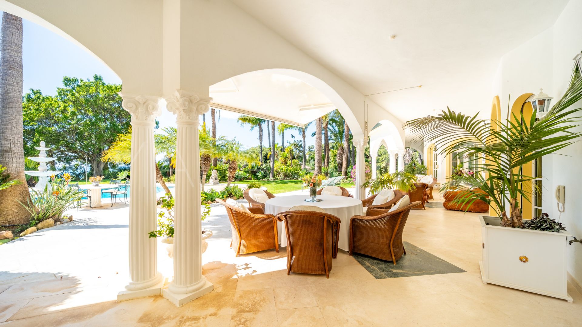 Se vende villa in Cascada de Camojan