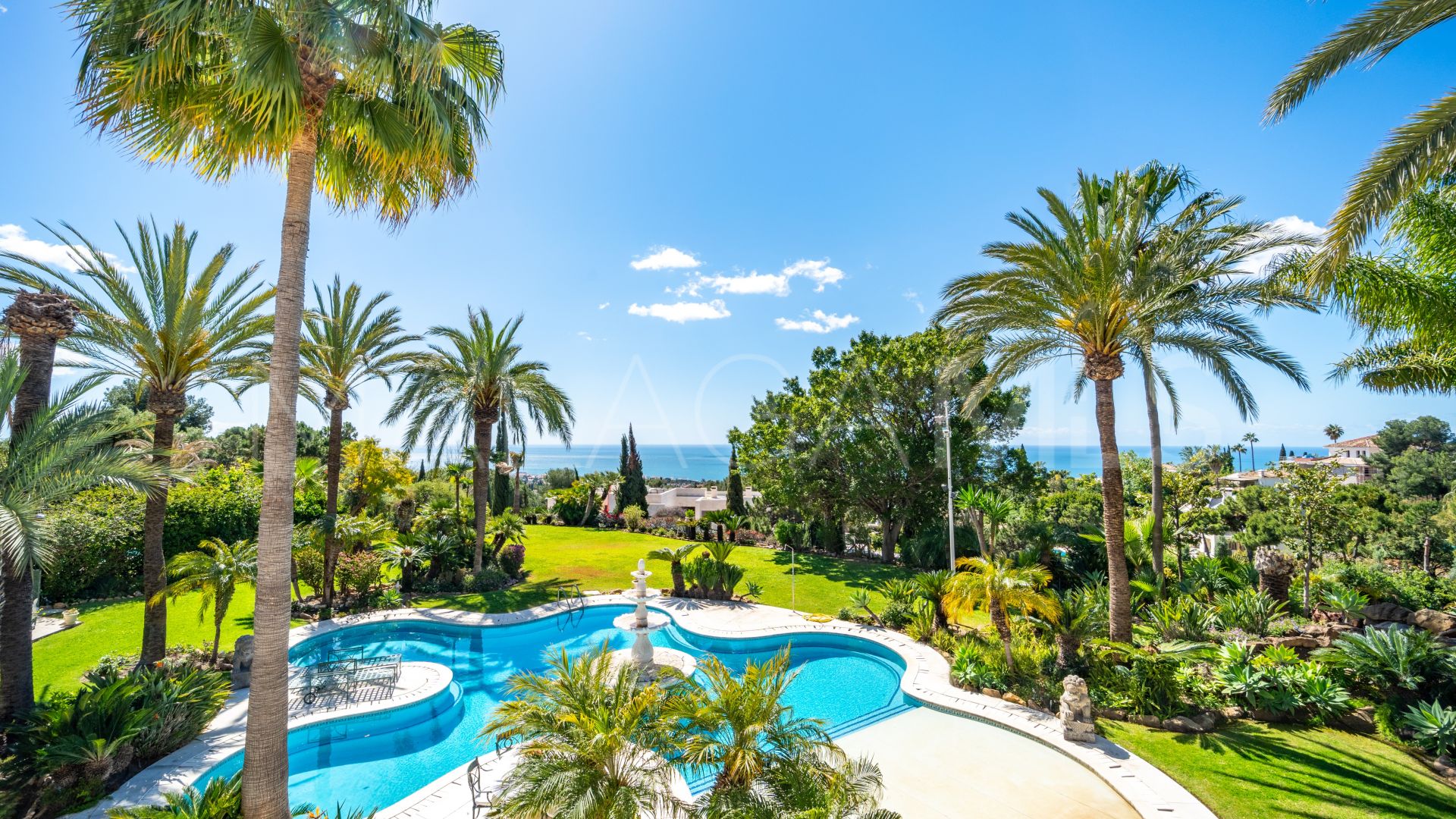 Se vende villa in Cascada de Camojan