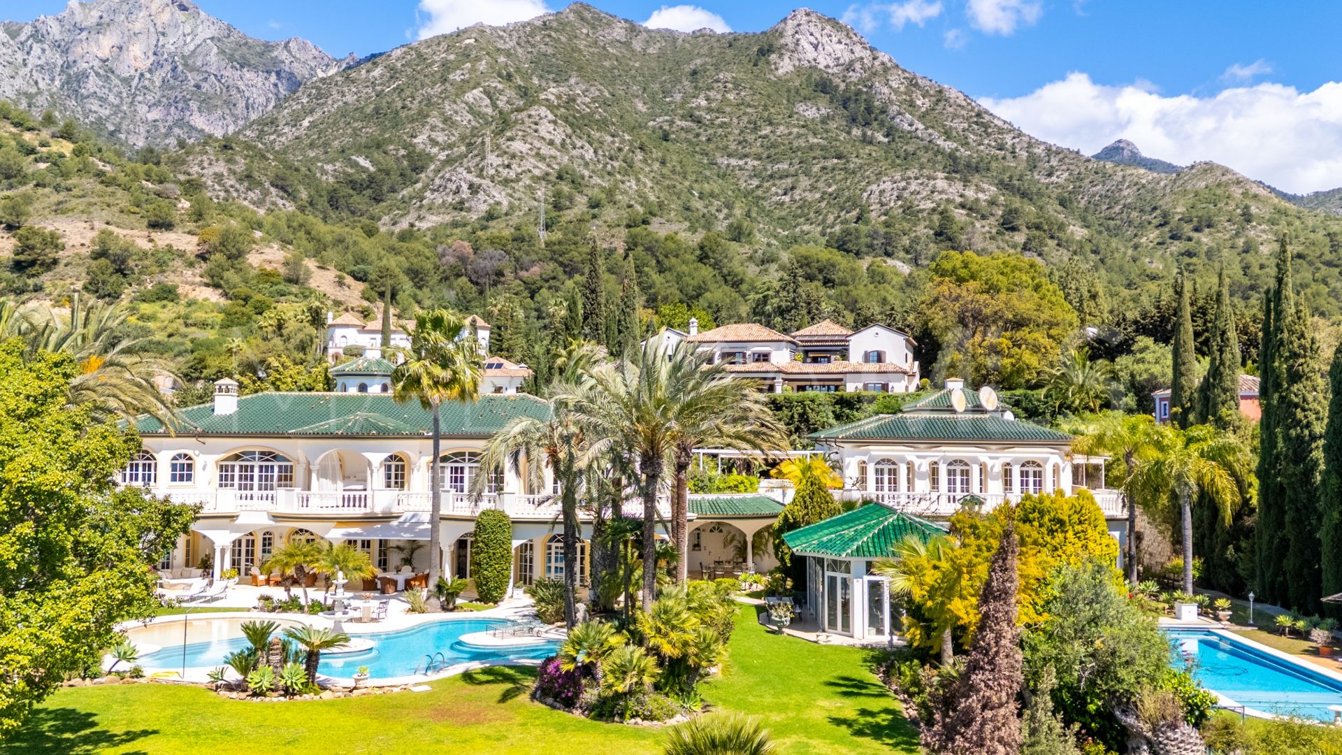 Se vende villa in Cascada de Camojan