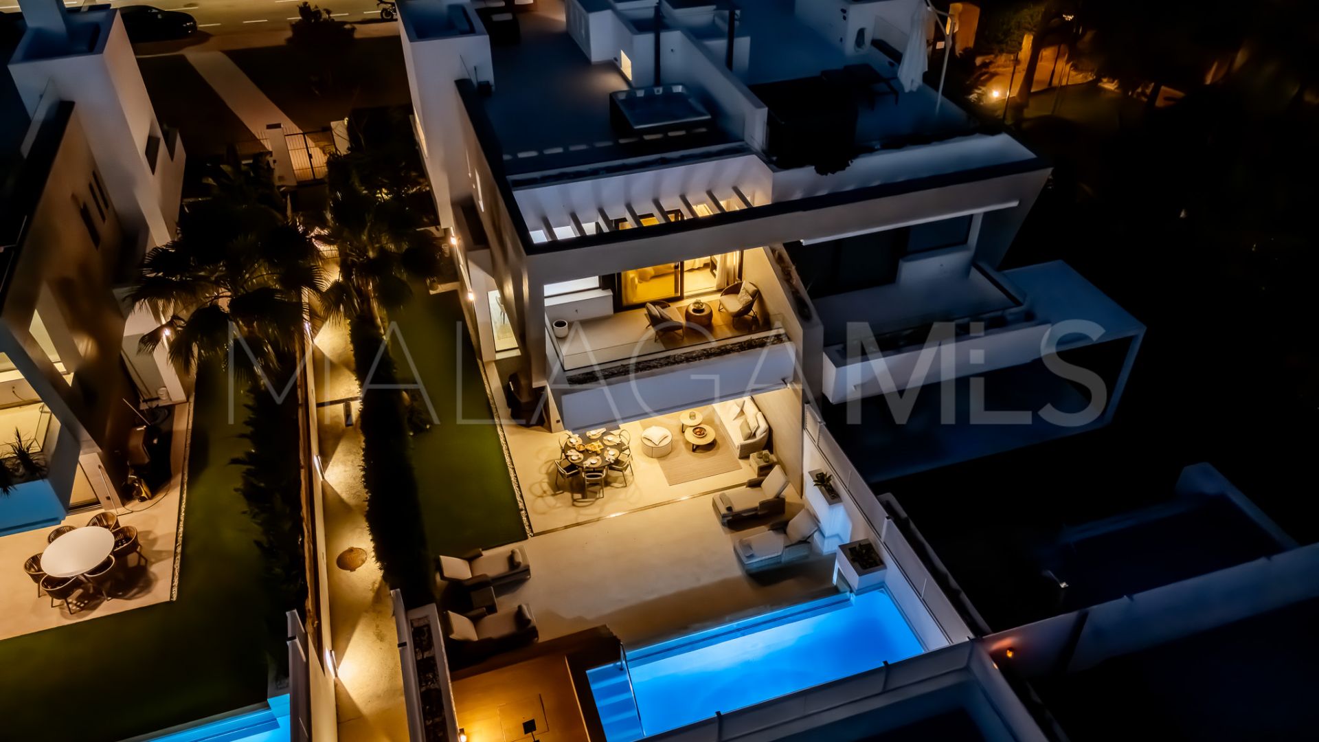 Doppelhaushälfte for sale in Marbella - Puerto Banus