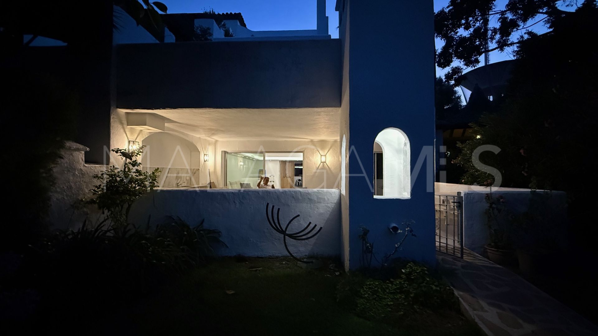 Buy ground floor apartment in Alhambra del Golf with 3 bedrooms