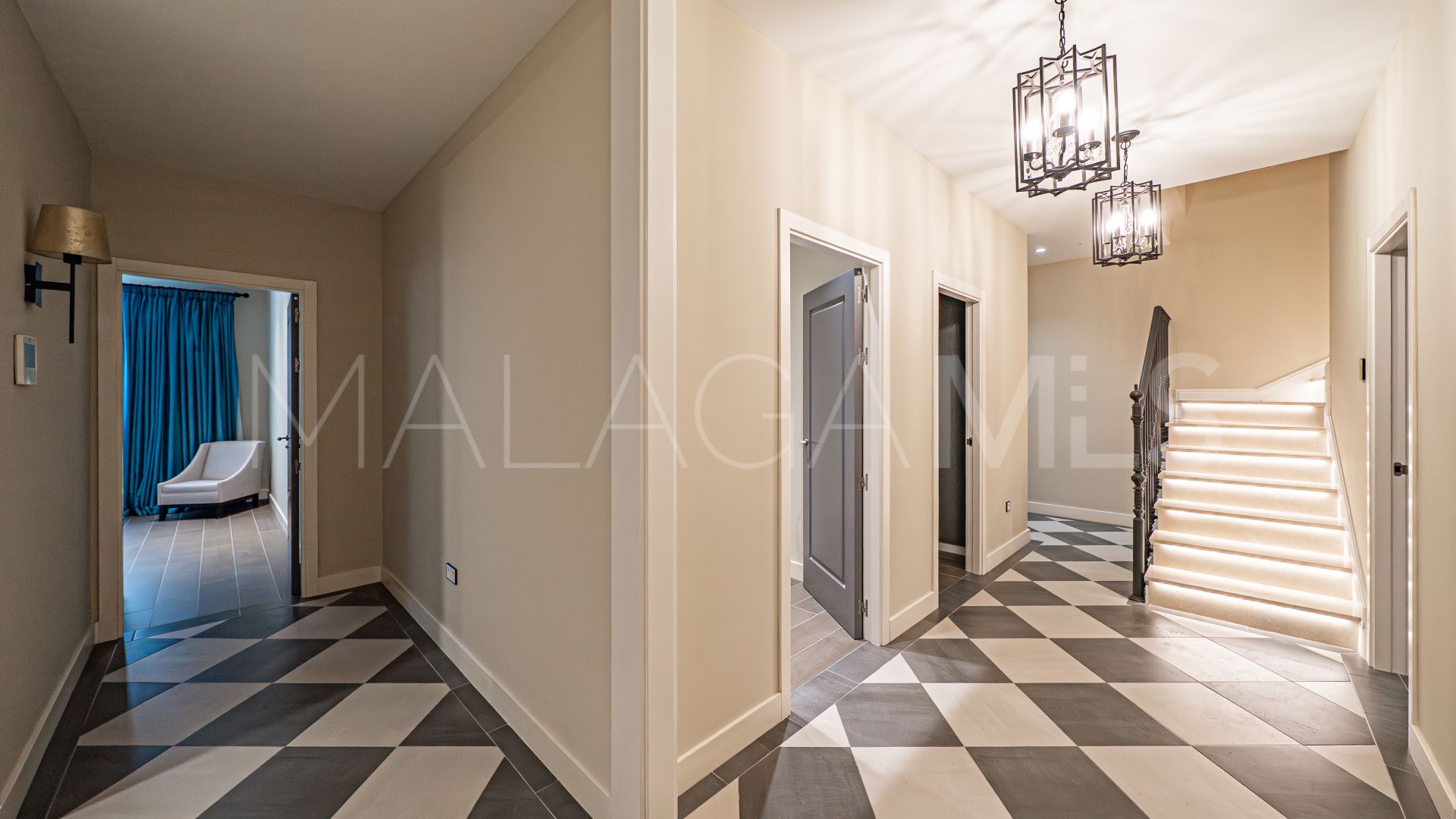 Villa for sale in Los Flamingos