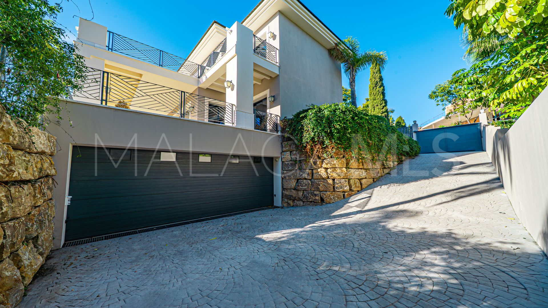 Villa for sale in Los Flamingos