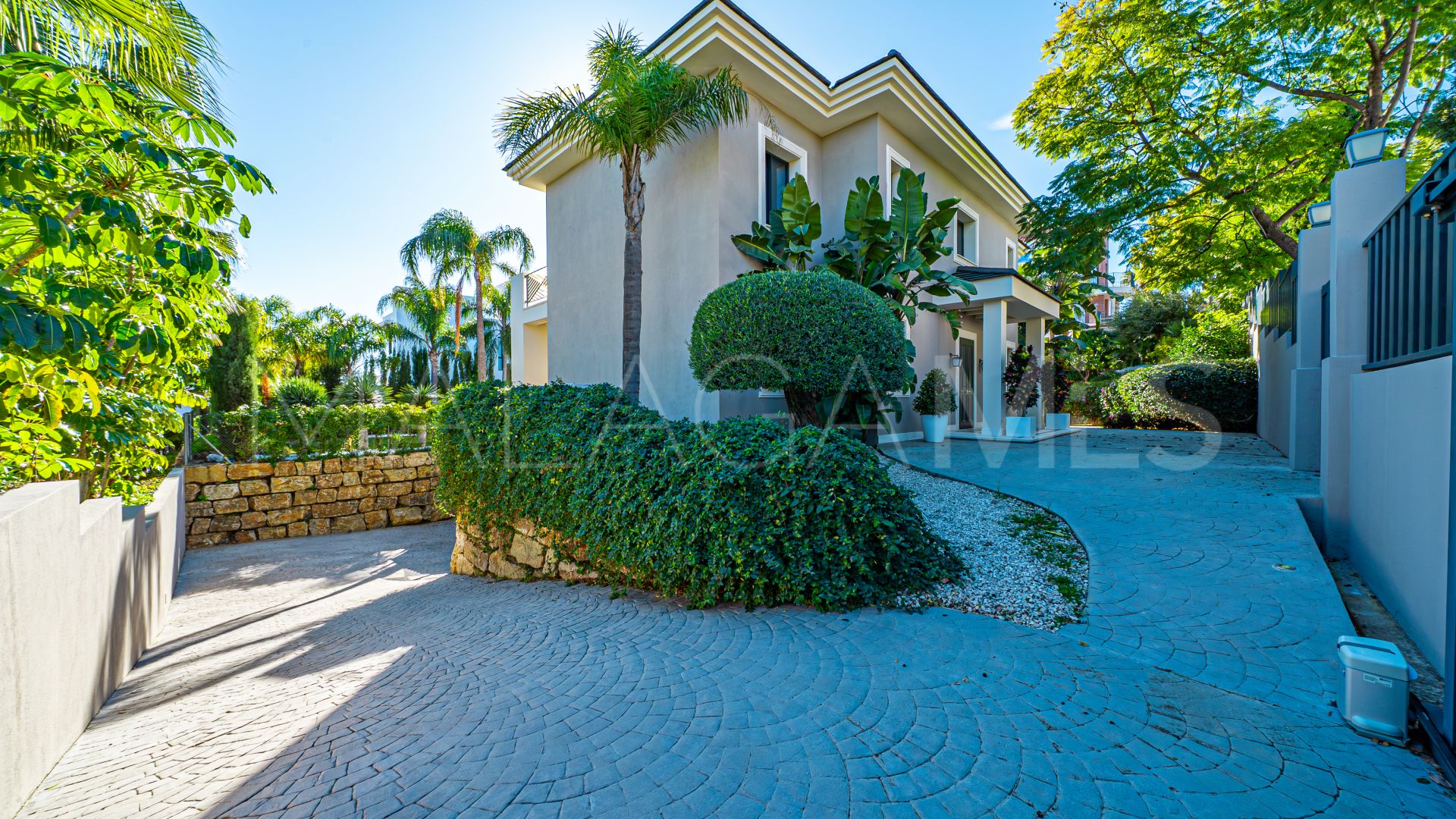 Villa for sale in Los Flamingos