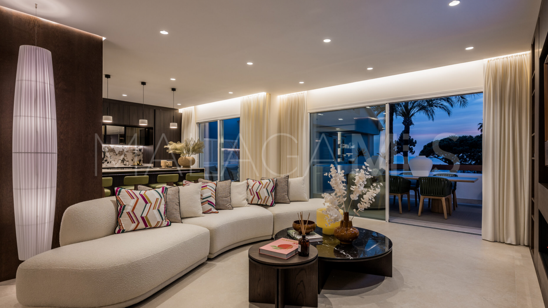 Lägenhet for sale in Los Monteros Palm Beach