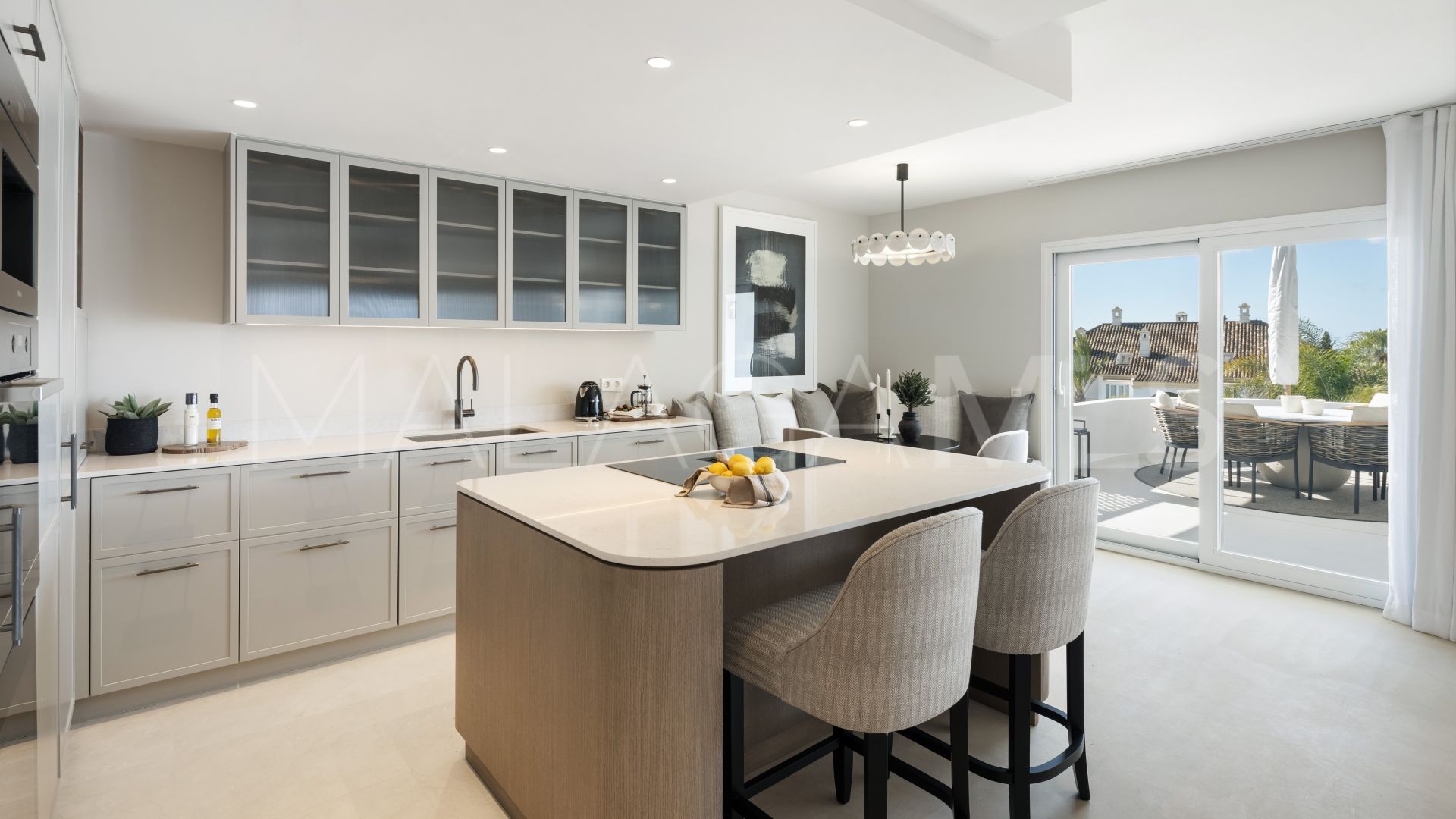 Duplex penthouse for sale in Monte Paraiso with 3 bedrooms