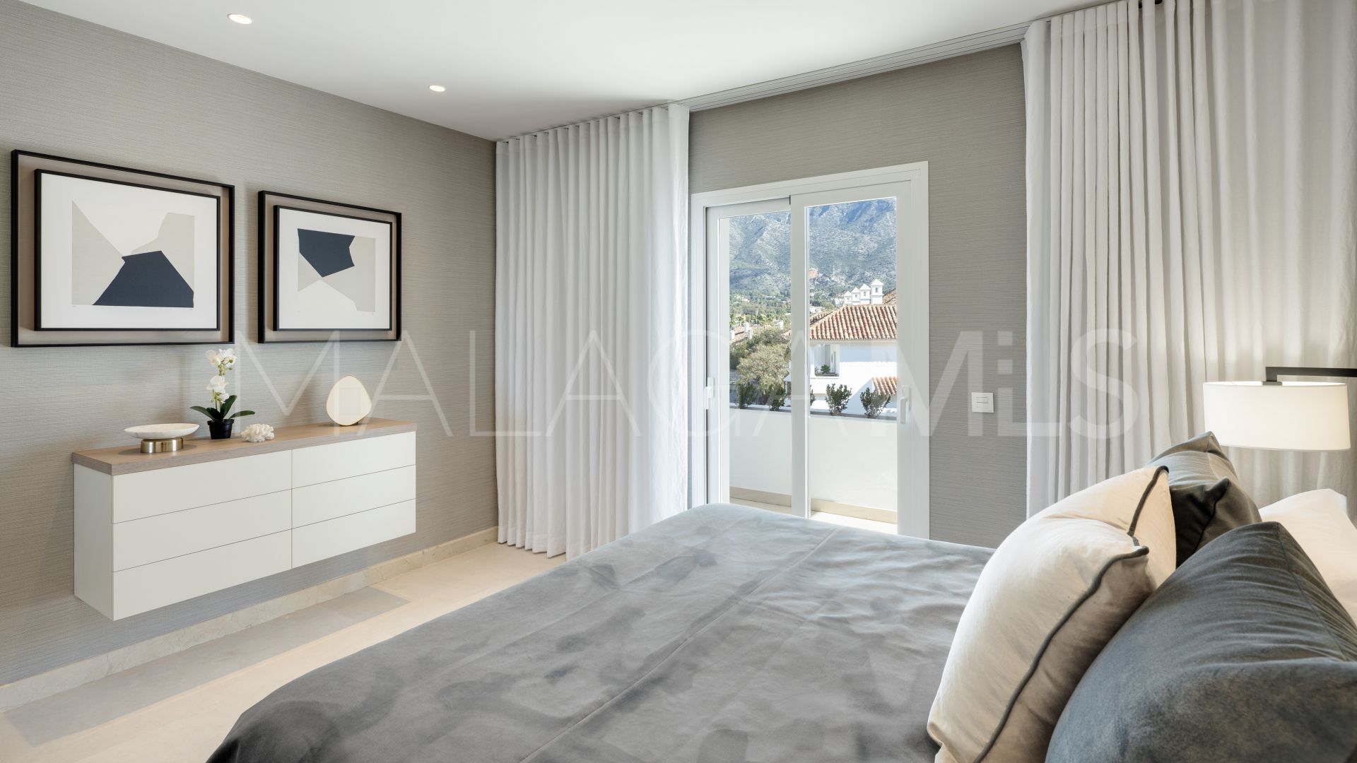 Duplex penthouse for sale in Monte Paraiso with 3 bedrooms