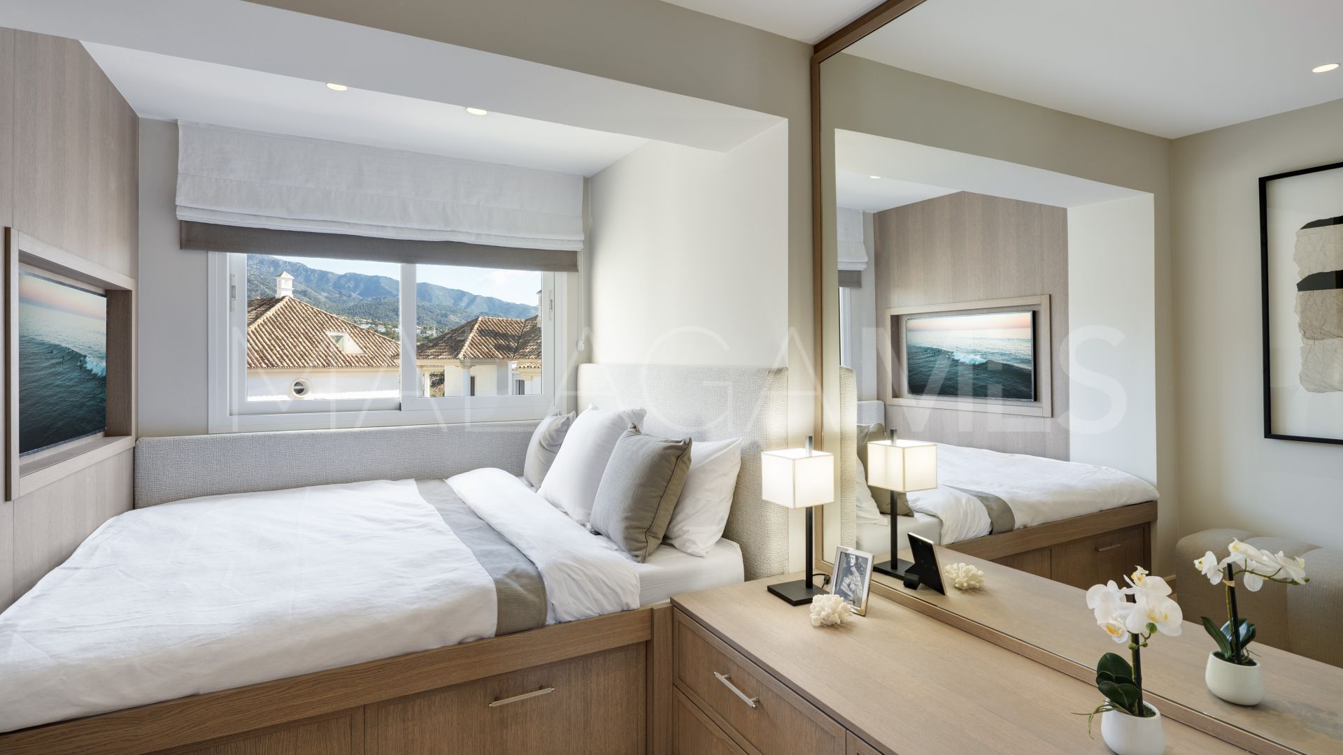 Duplex penthouse for sale in Monte Paraiso with 3 bedrooms