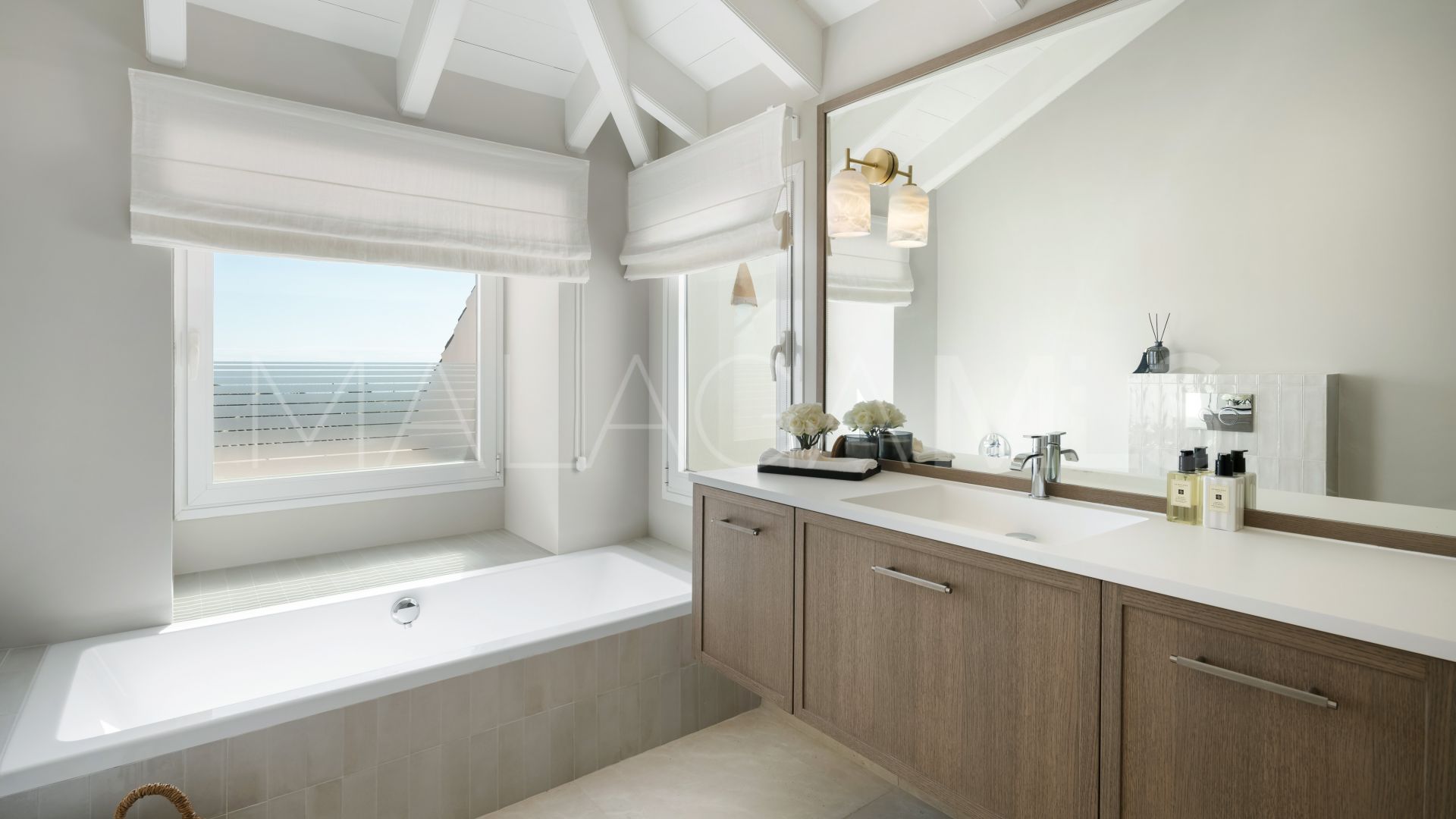 Duplex penthouse for sale in Monte Paraiso with 3 bedrooms