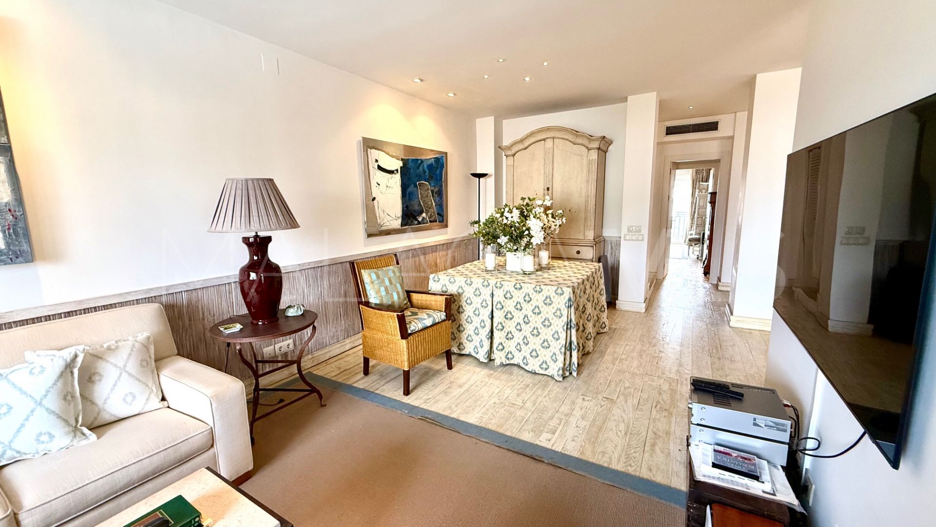Duplex penthouse in Alcazaba Beach for sale