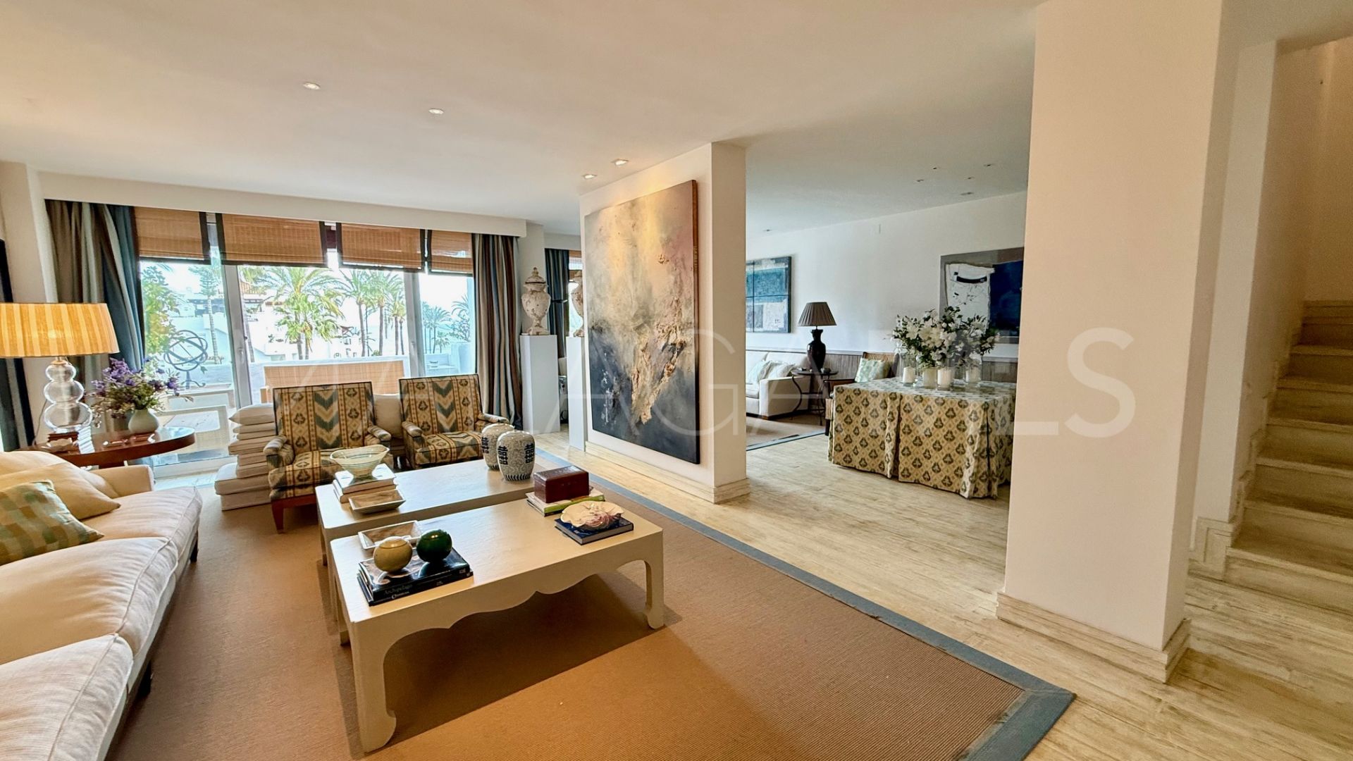 Duplex penthouse in Alcazaba Beach for sale
