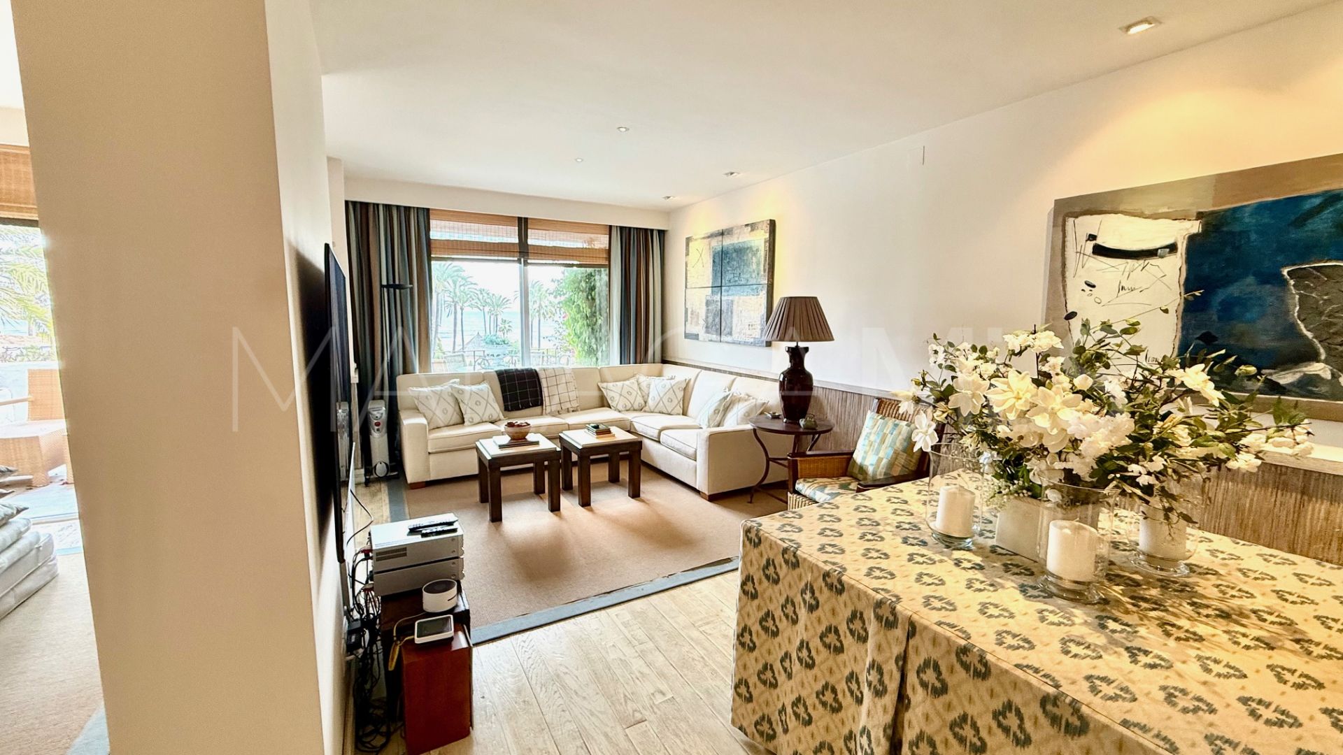 Duplex penthouse in Alcazaba Beach for sale