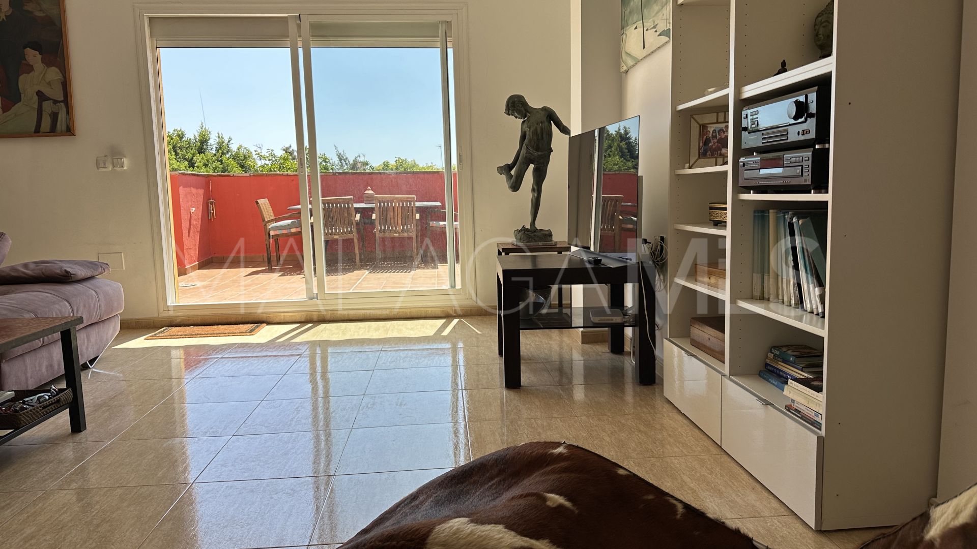 Buy atico in San Pedro de Alcantara with 3 bedrooms