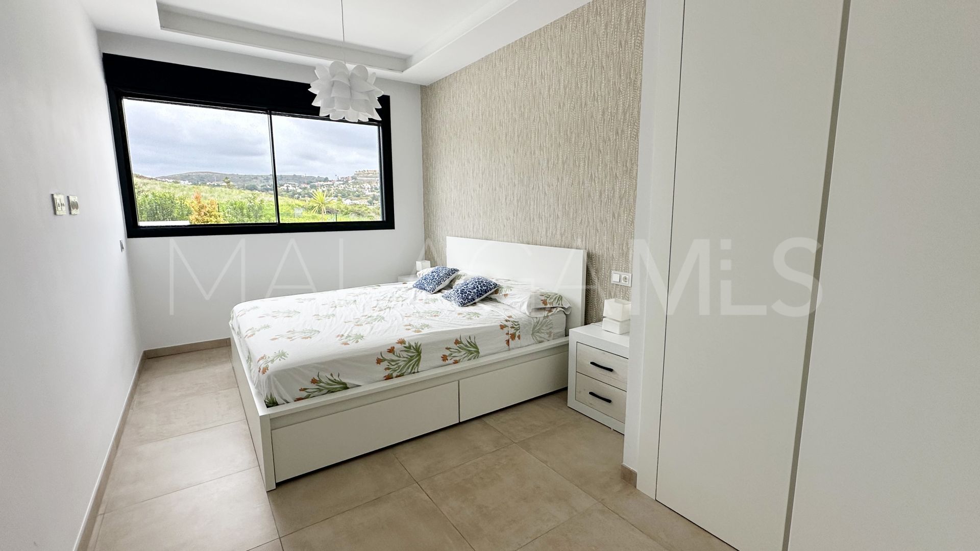 Apartment for sale in El Campanario Hills with 3 bedrooms