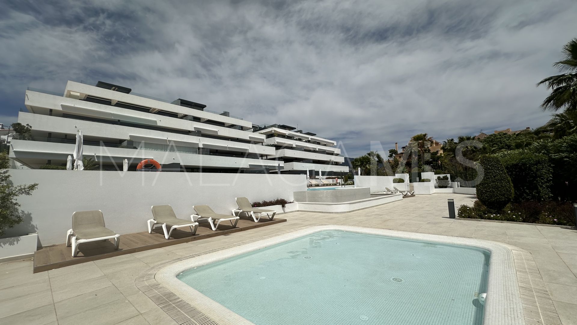 Buy apartamento de 3 bedrooms in El Campanario Hills