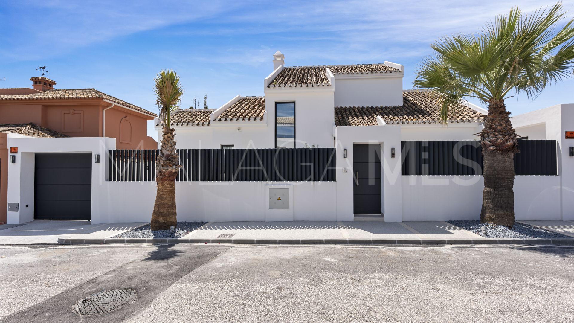 Villa for sale in Las Chapas