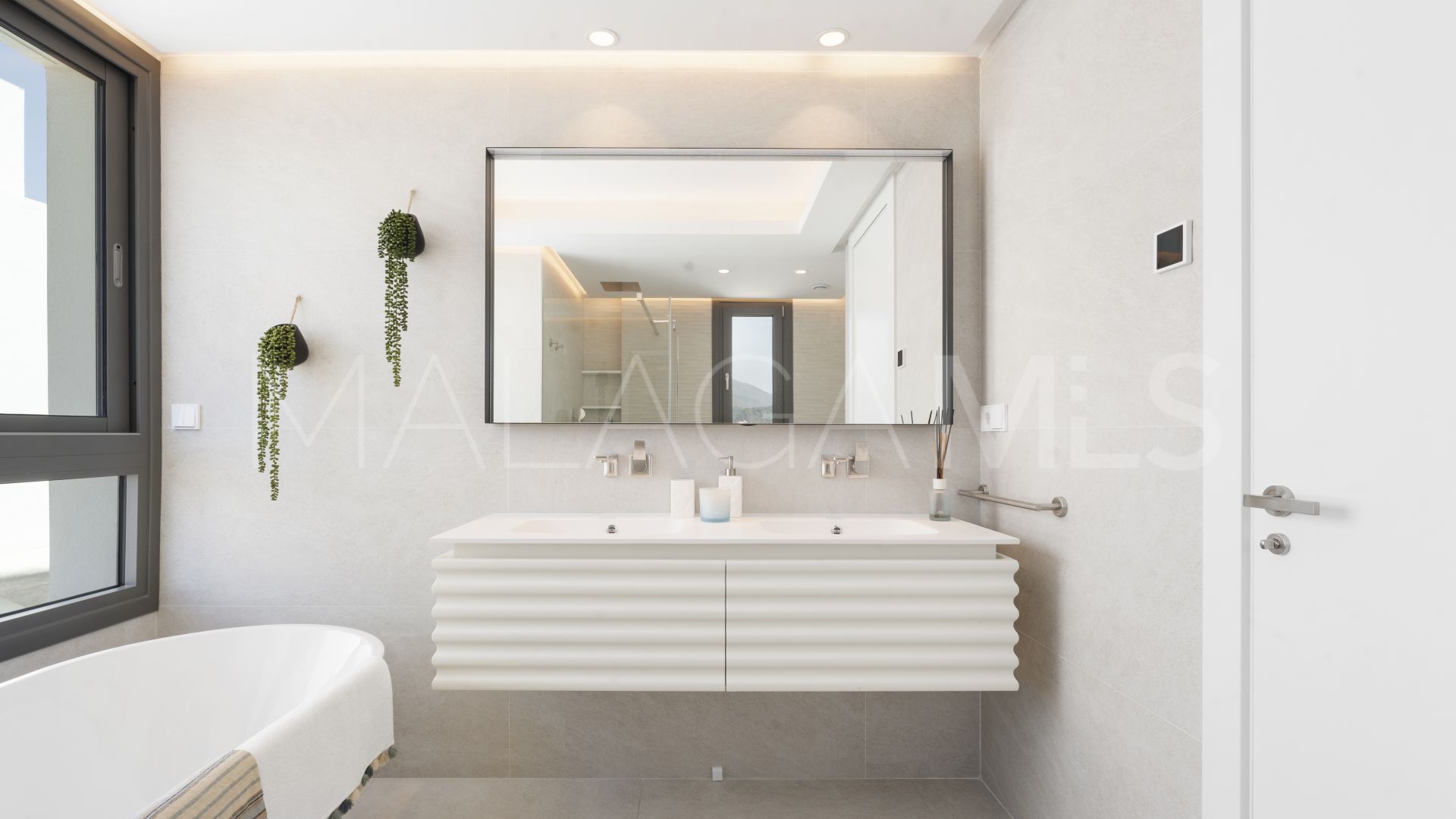 Ático de 4 bedrooms for sale in Benahavis
