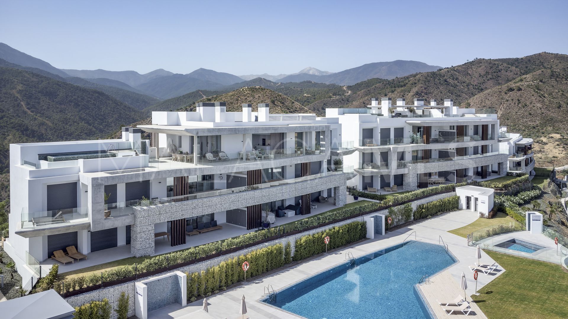 Ático de 4 bedrooms for sale in Benahavis