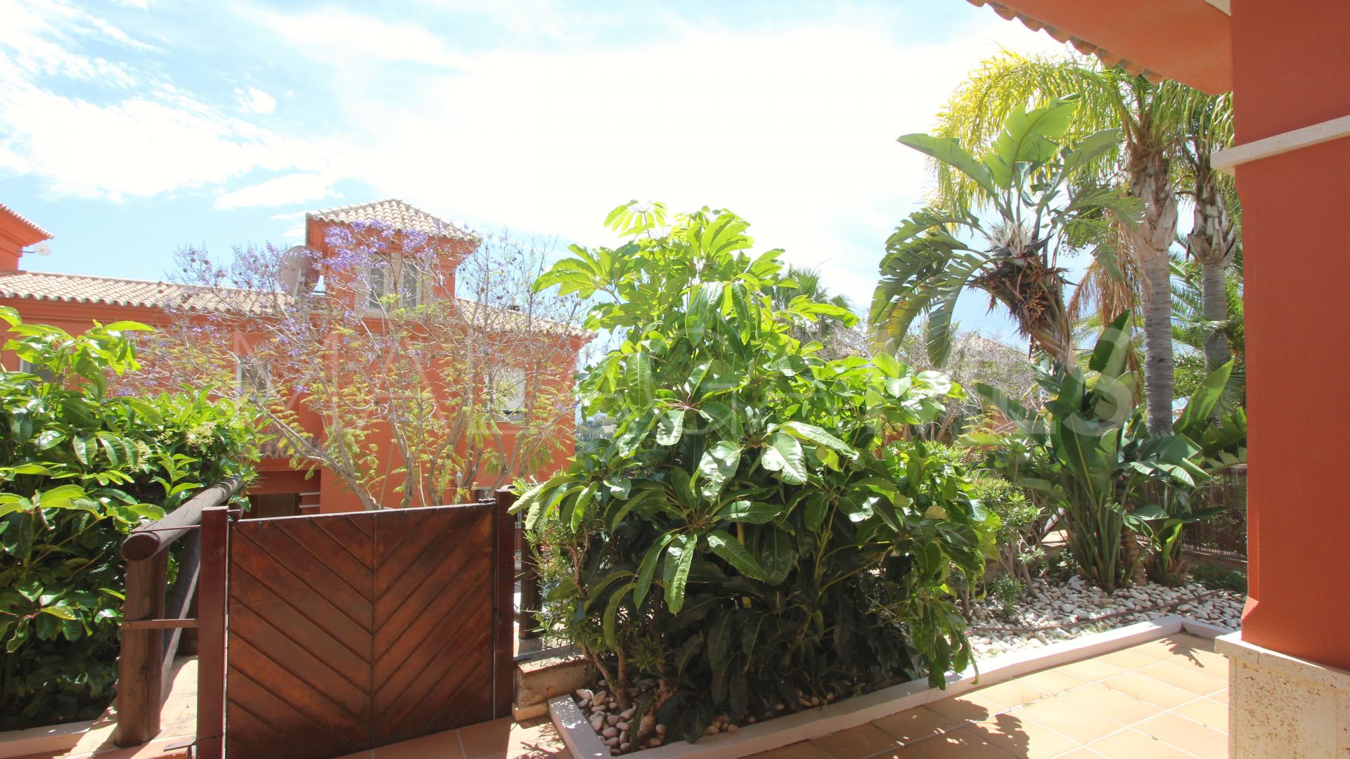 Villa for sale in Santa Clara