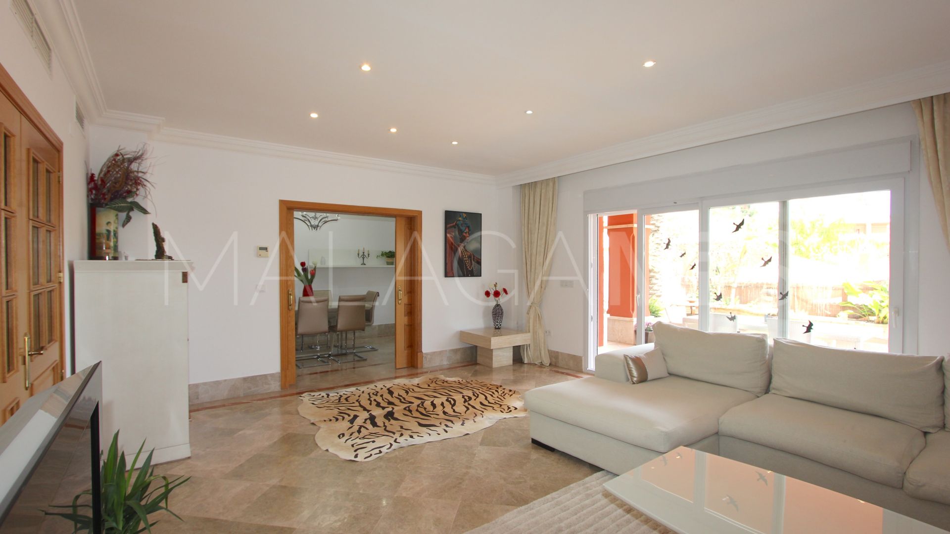 Villa for sale in Santa Clara