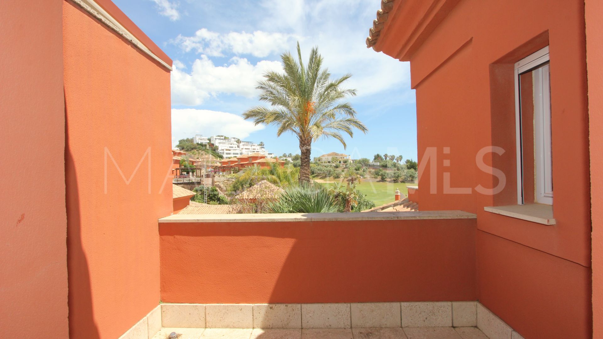 Villa for sale in Santa Clara