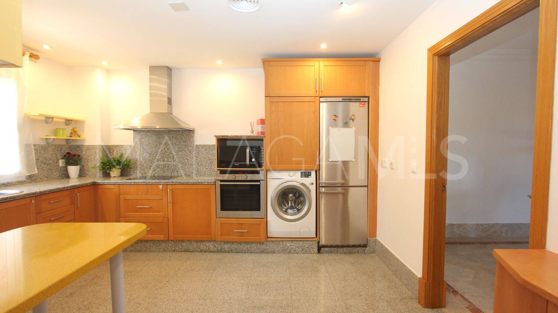 Villa for sale in Santa Clara
