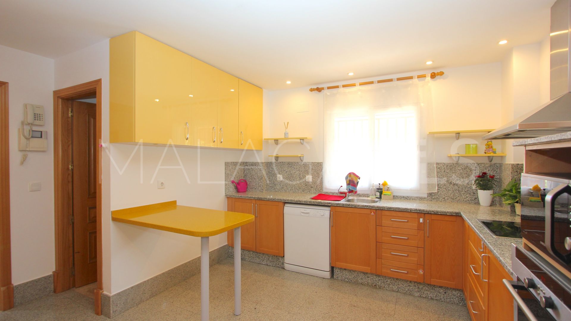 Villa for sale in Santa Clara