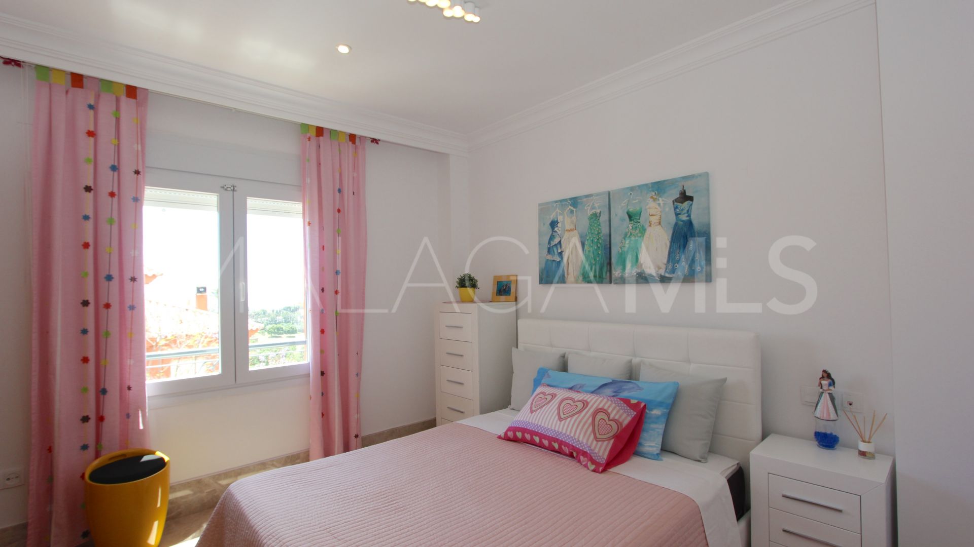 Villa for sale in Santa Clara