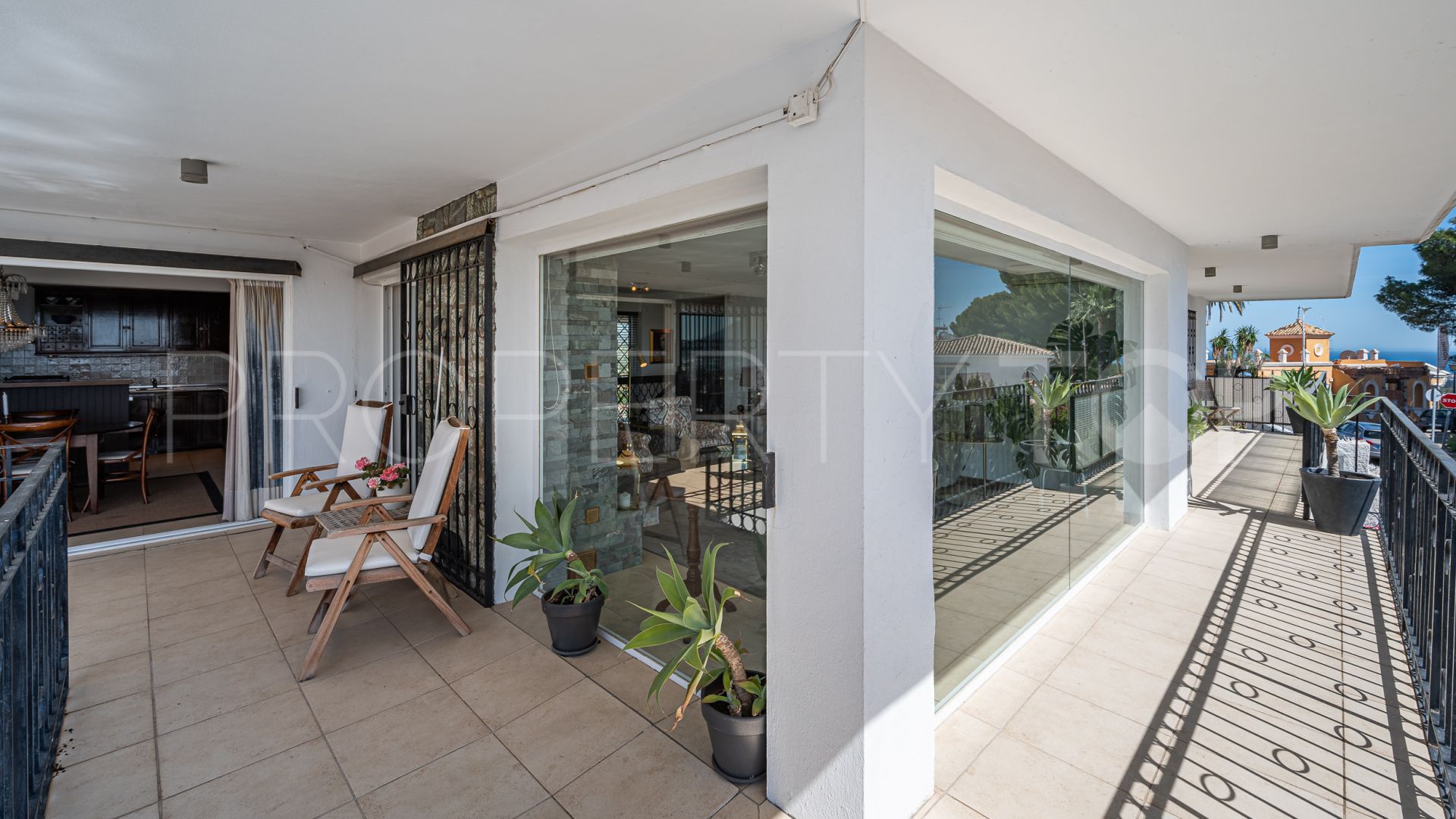 Villa en venta con 3 dormitorios en Nueva Andalucia