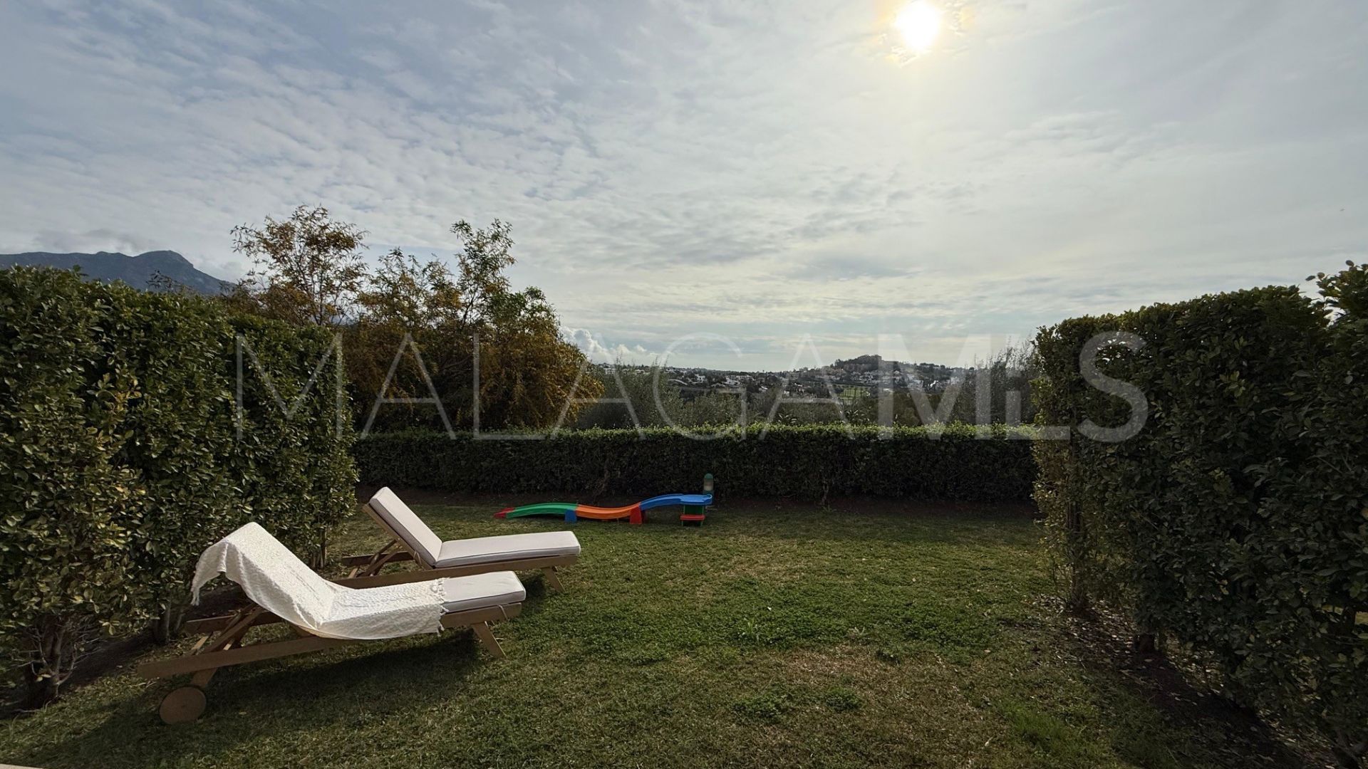 Radhus for sale in El Herrojo