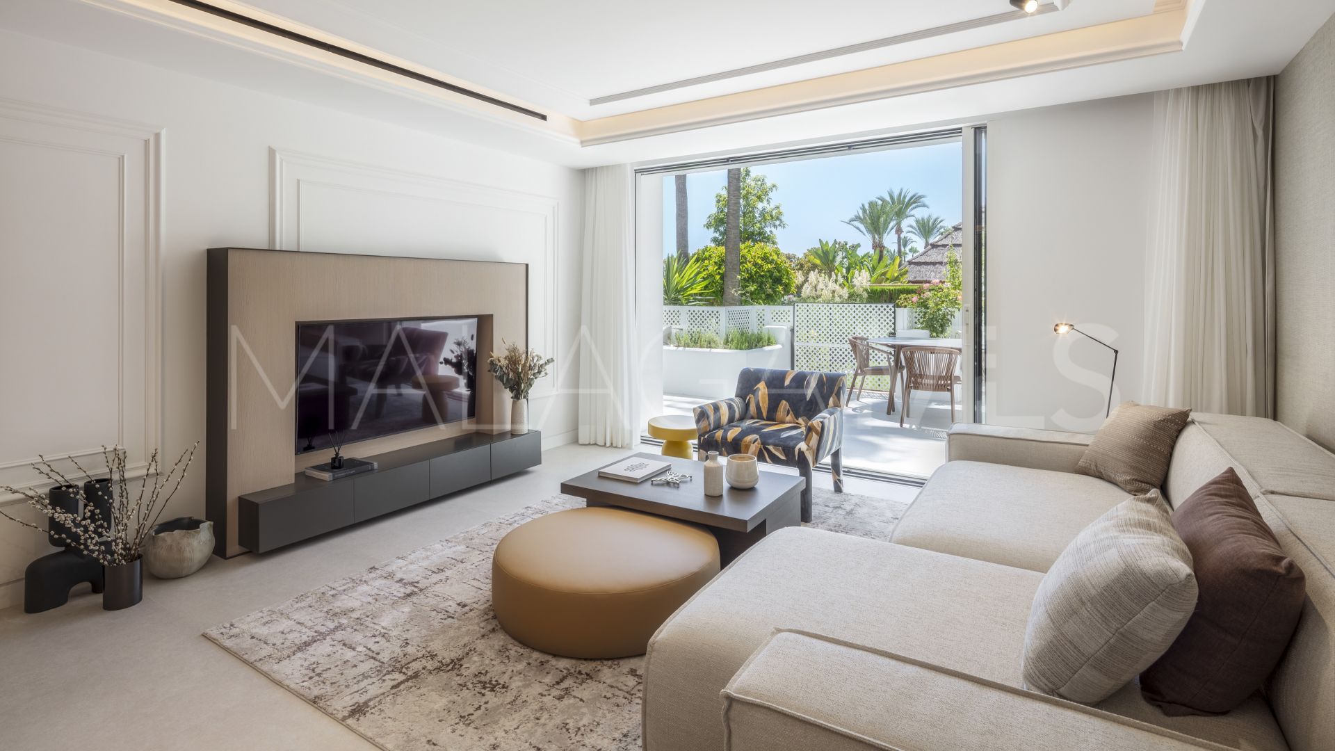 Ground floor apartment for sale in Marbella Golden Mile