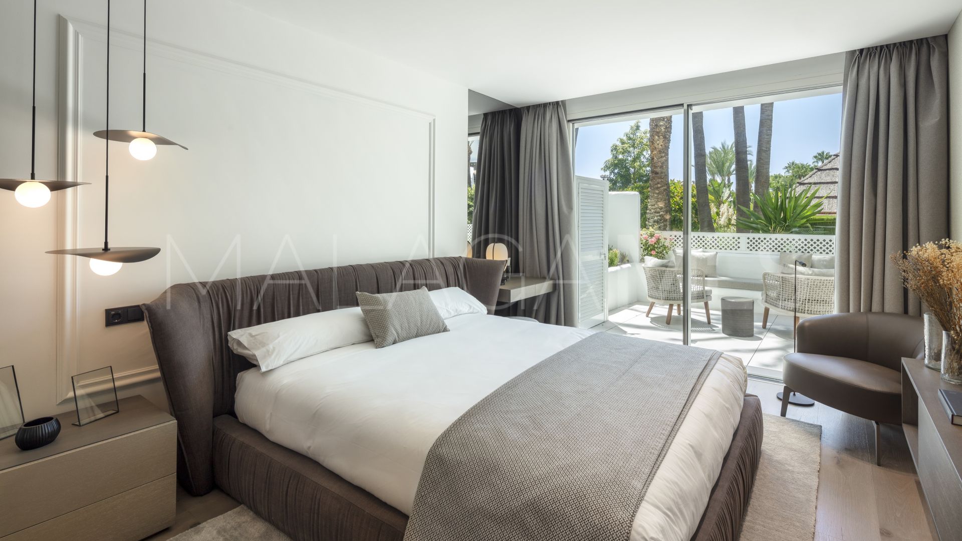 Se vende apartamento planta baja in Marbella Golden Mile