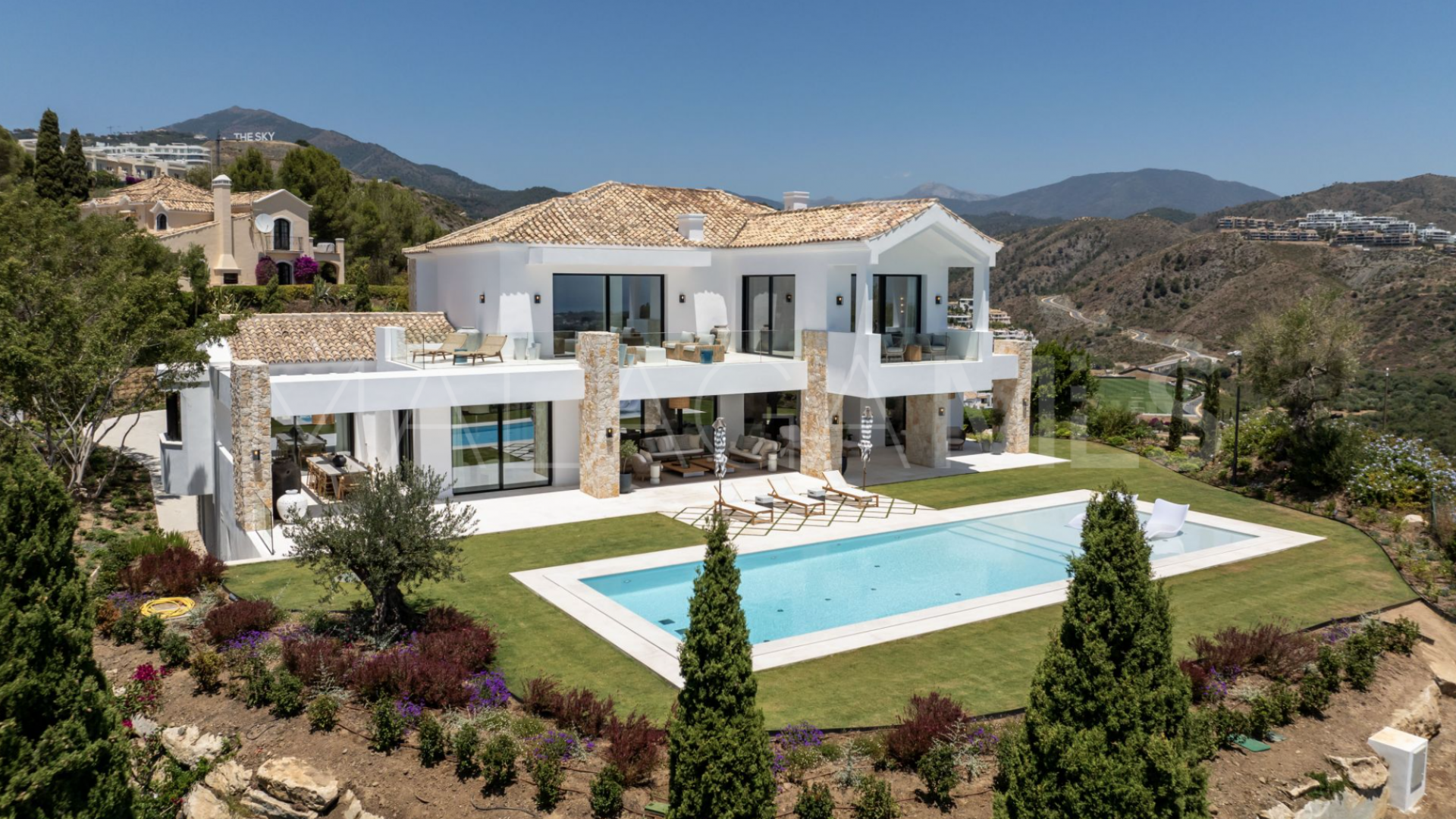 Villa for sale in El Herrojo